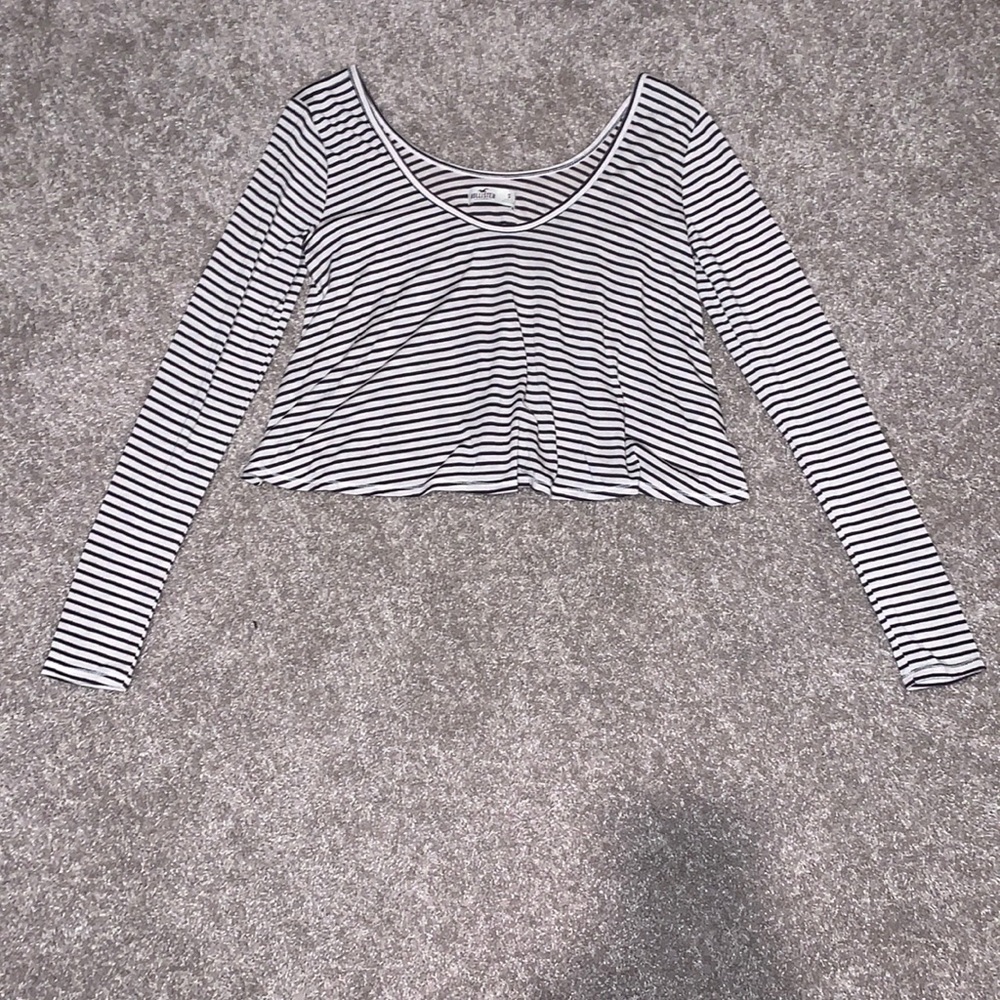 HOLLISTER cropped flowy striped long sleeve top